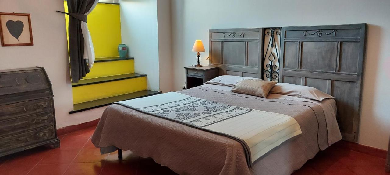 B&B Palazzo Oddo Albenga Ngoại thất bức ảnh
