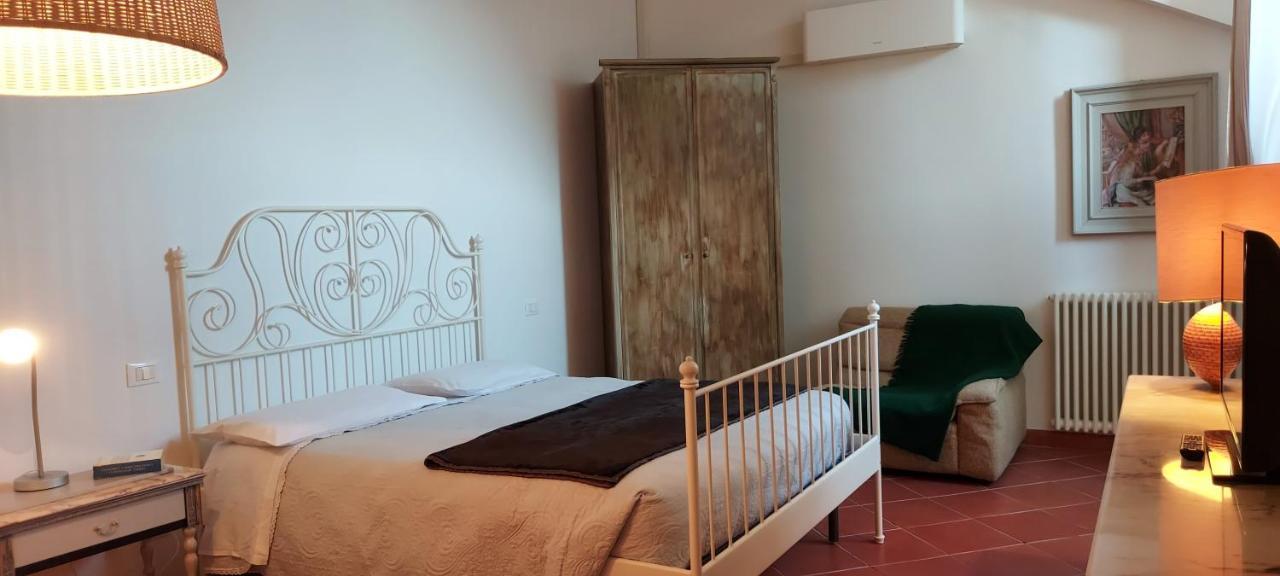 B&B Palazzo Oddo Albenga Ngoại thất bức ảnh
